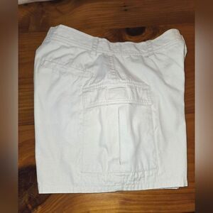 J. Crew Off-White Cotton Cargo Shorts Size 6
